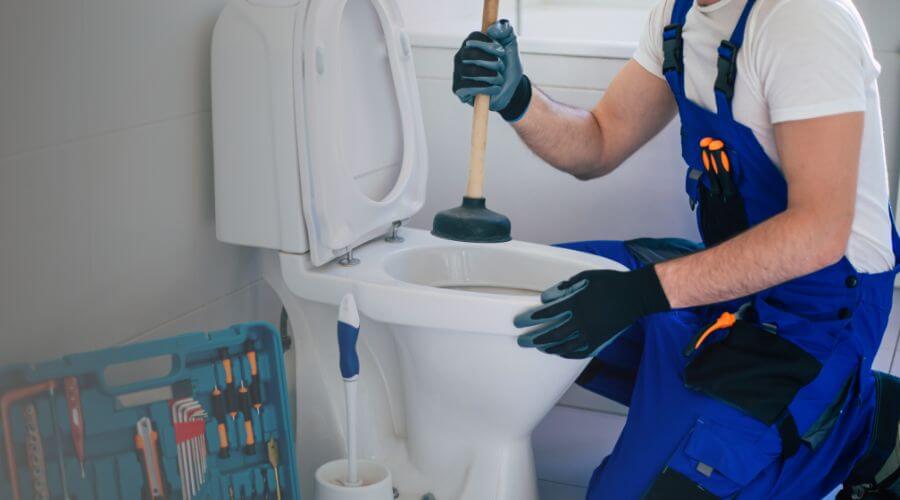 Professional clogged toilet repair in Mesquite, NV